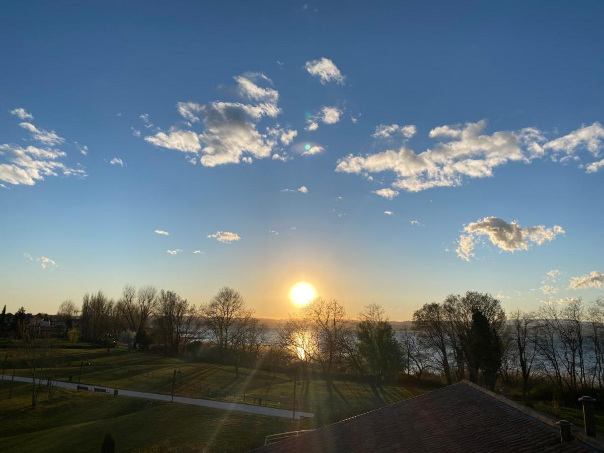 Paganini Suites And Apartments Sirmione Luaran gambar