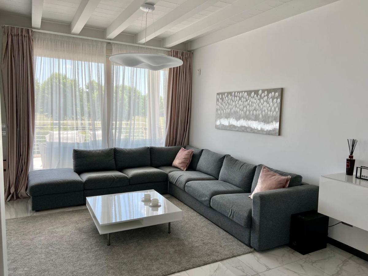 Paganini Suites And Apartments Sirmione Luaran gambar