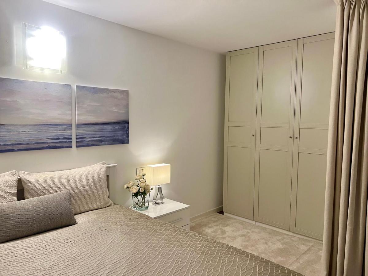 Paganini Suites And Apartments Sirmione Luaran gambar