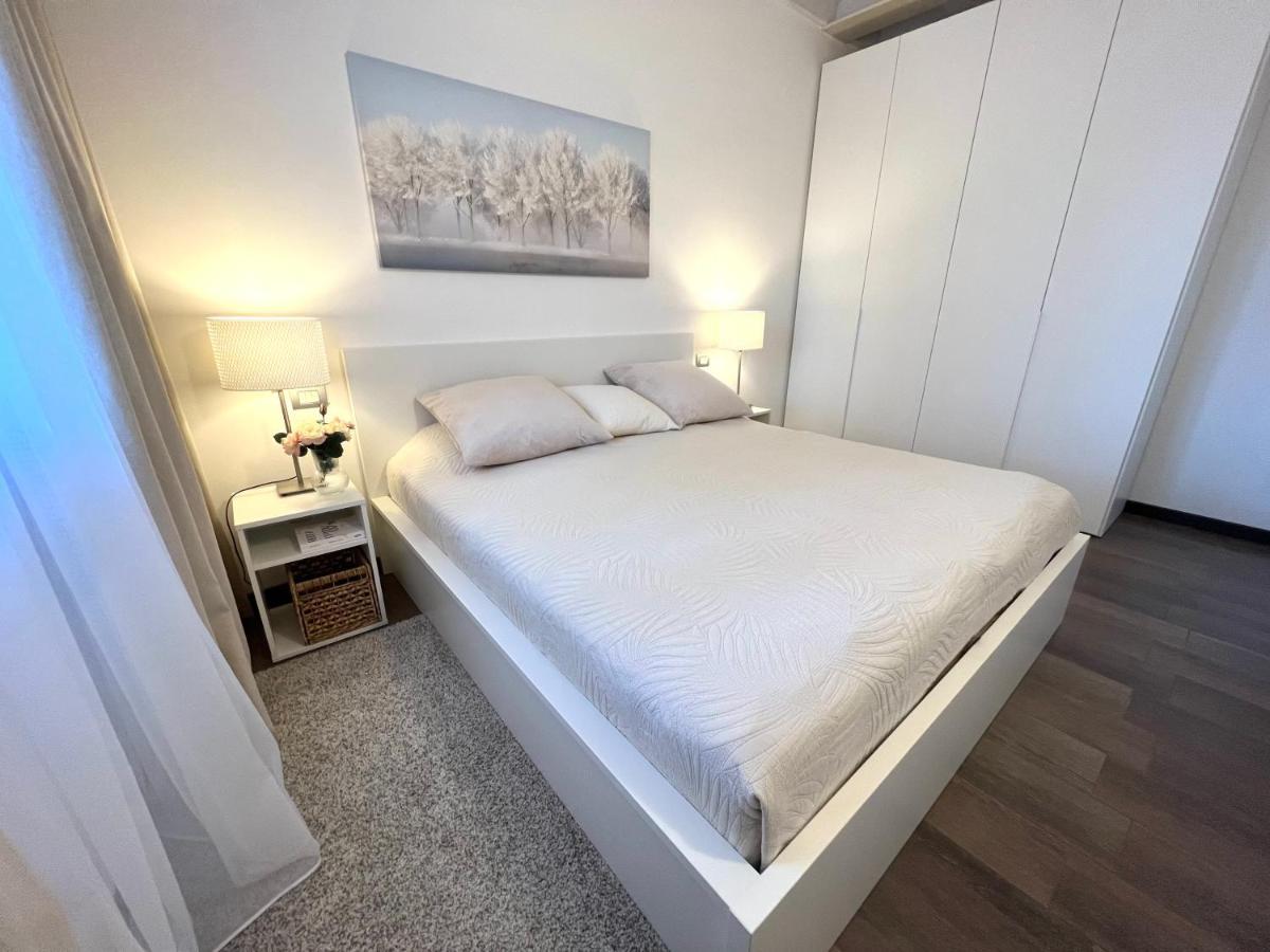 Paganini Suites And Apartments Sirmione Luaran gambar