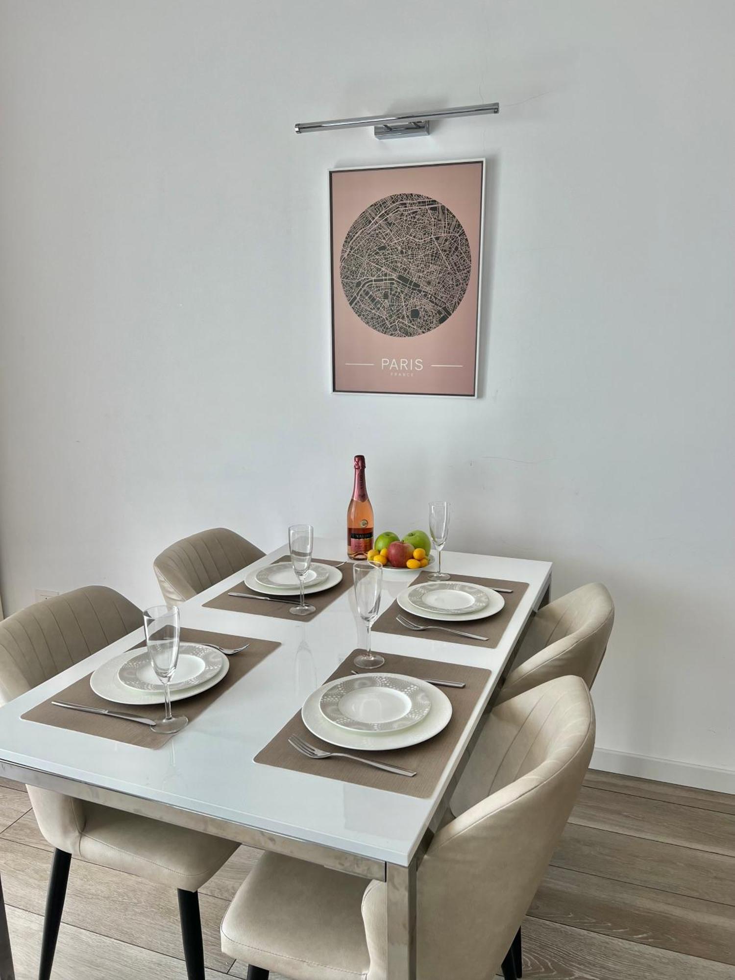 Paganini Suites And Apartments Sirmione Bilik gambar