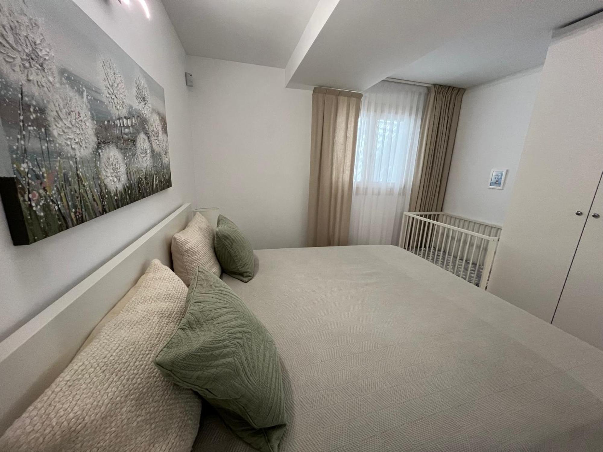 Paganini Suites And Apartments Sirmione Bilik gambar